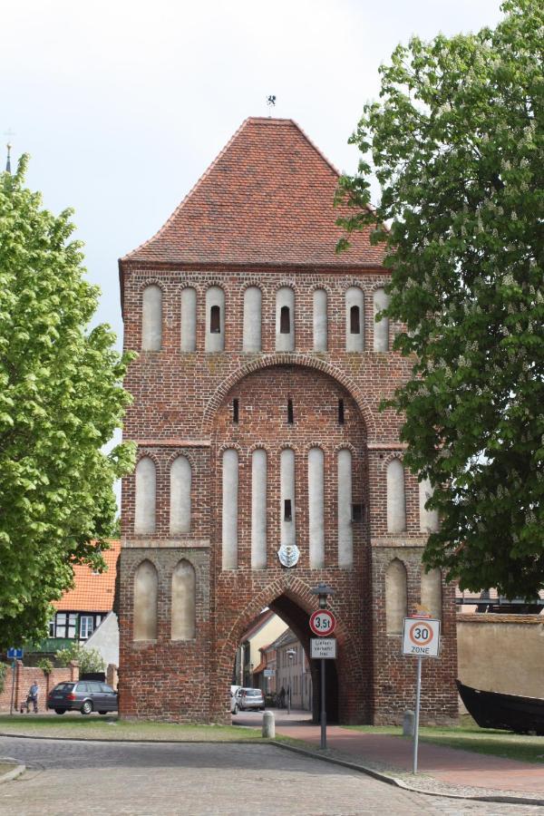 Hotel Haus am Haff Karnin  Exterior foto